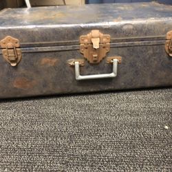 Antique Metal Travel Trunk Chest Footlocker Luggage