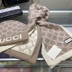 Gucci Hat and Scarf Set 