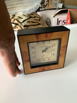 Nice decoration clock or watch it does work just need the battery