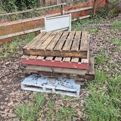 Free pallets
