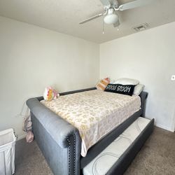 Queen/Full Bed Set 2 In 1