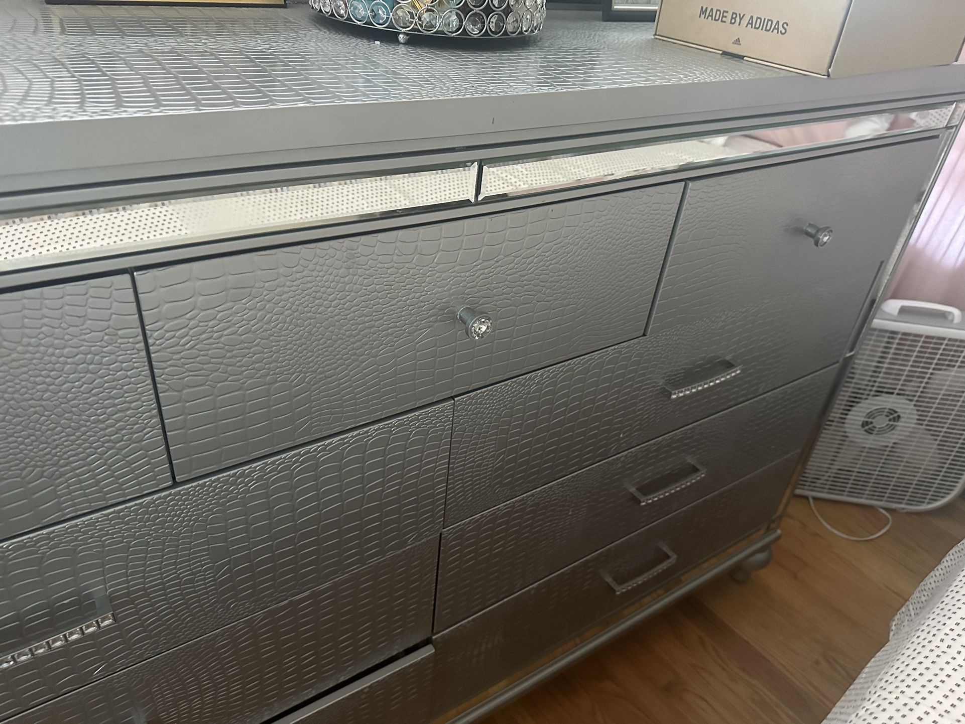 Allura Silver Panel Bedroom Set