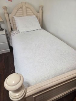 Bed frame - twin