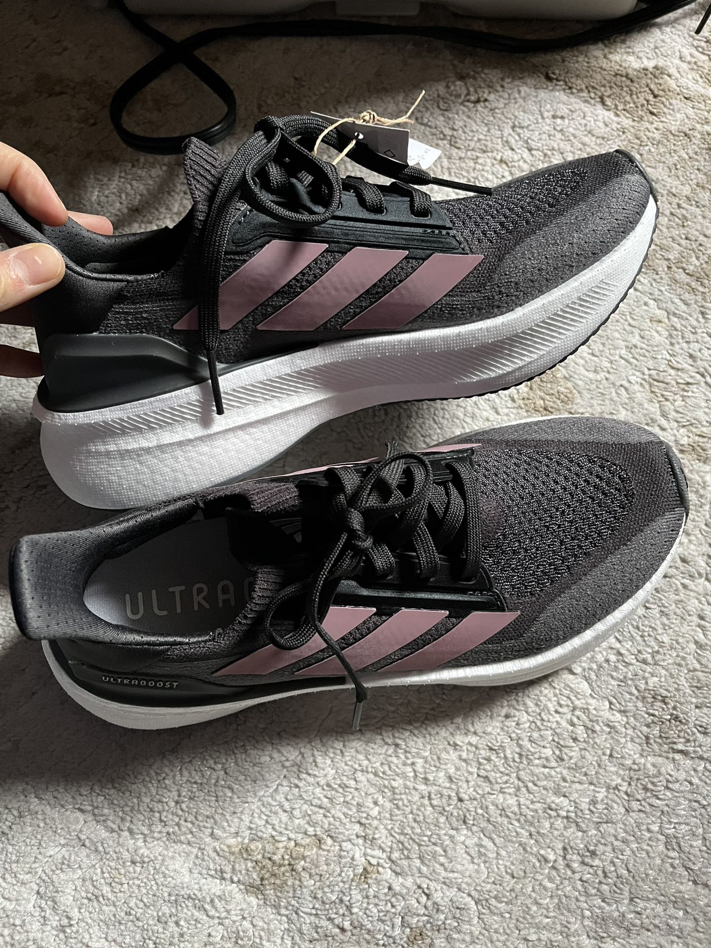 Adidas ULTRABOOST 5X SHOES women’s Size 6