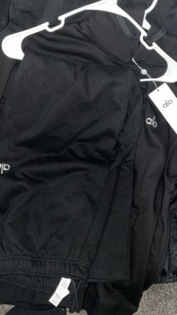 Alo  sweatsuit