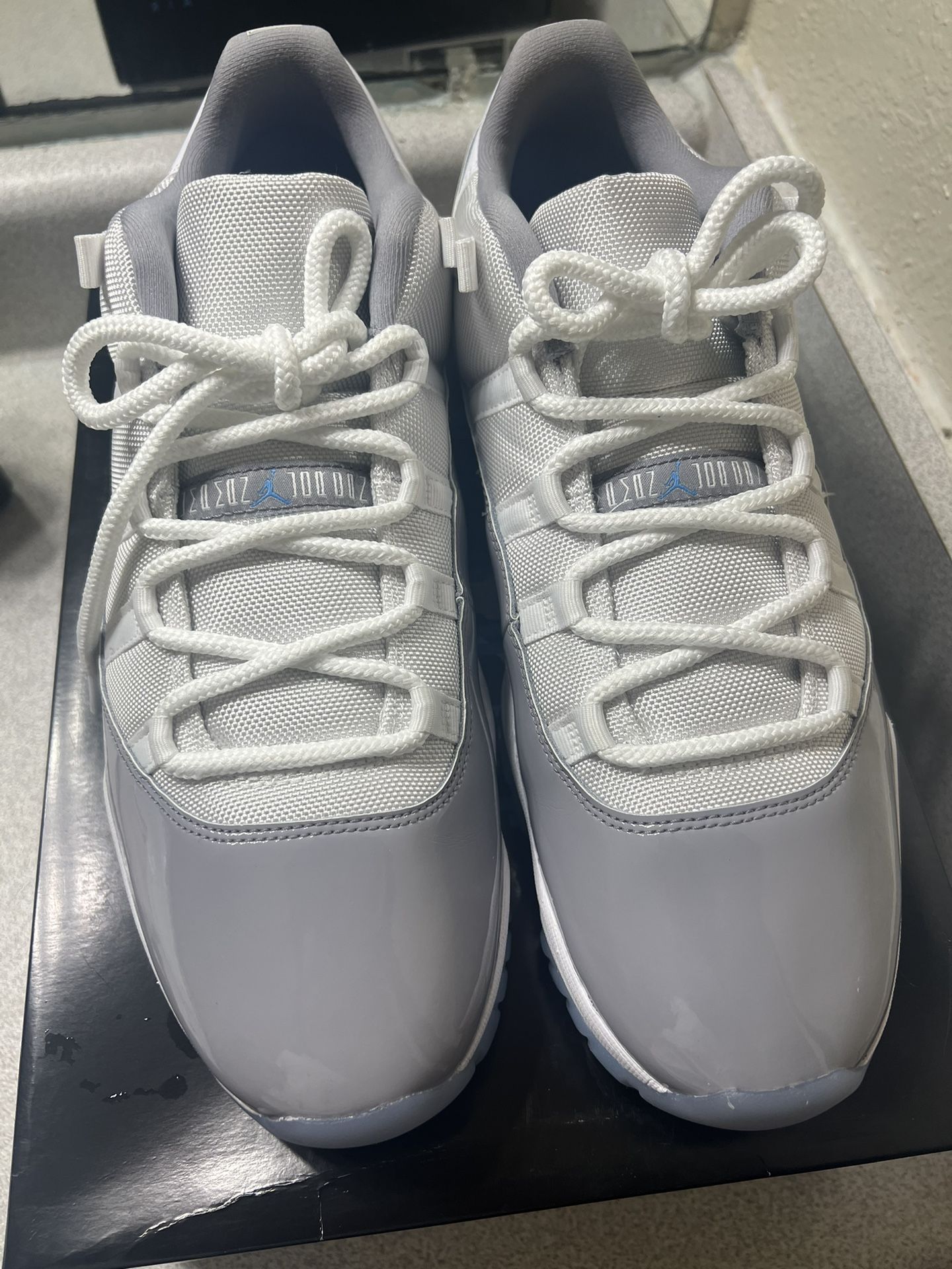 Air jordan 11 Retro Low 'Cement Grey'