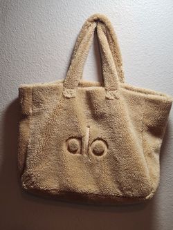 Alo Foxy Sherpa Tote Bag