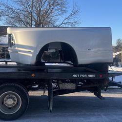 2024 RAM 3500 Dually Bed