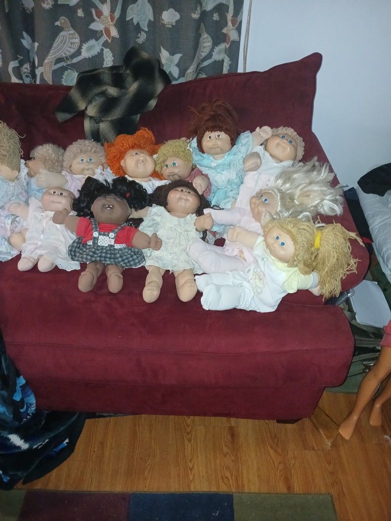 Vintage Doll Collectio