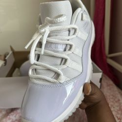 Women’s Air Jordan 11 RETRO LOW
