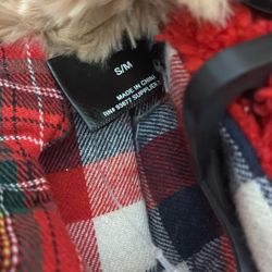 House shoes, and a night mask a night thing that goes over your eyes new