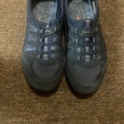 Skechers  women’s Bleu shoes size 7.5