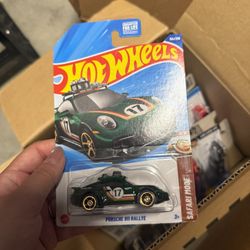 Hot Wheels Porsche 911 Rallye Safari Mode