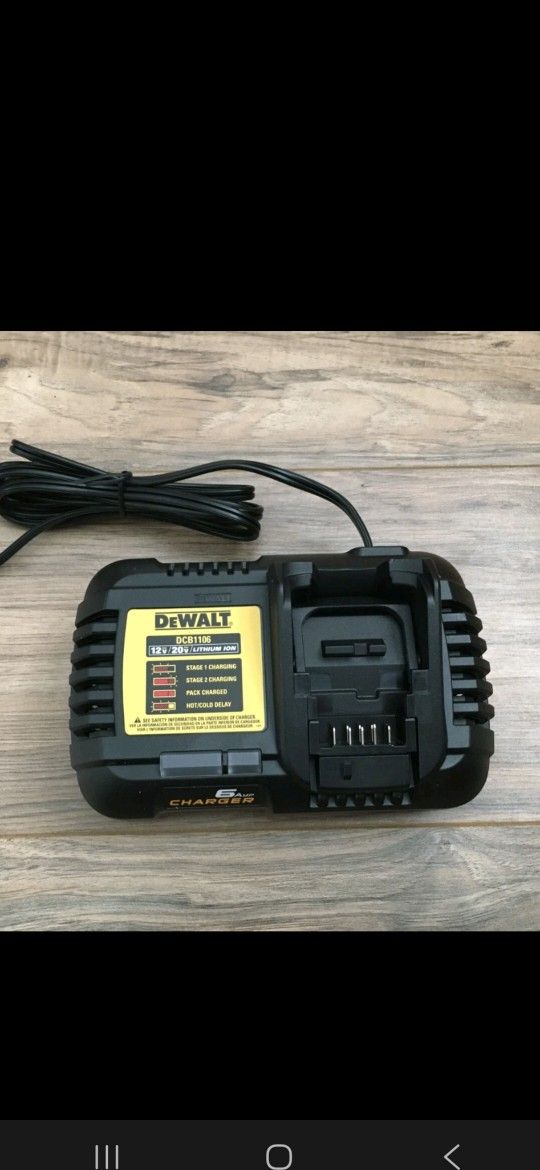 Brand New Dewalt 20v 6amp Charger $40 Firm On Price 