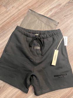 essential shorts
