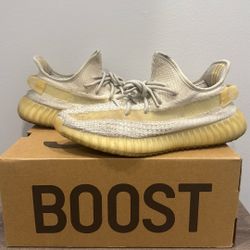 YEEZY Size 10.5 Used 