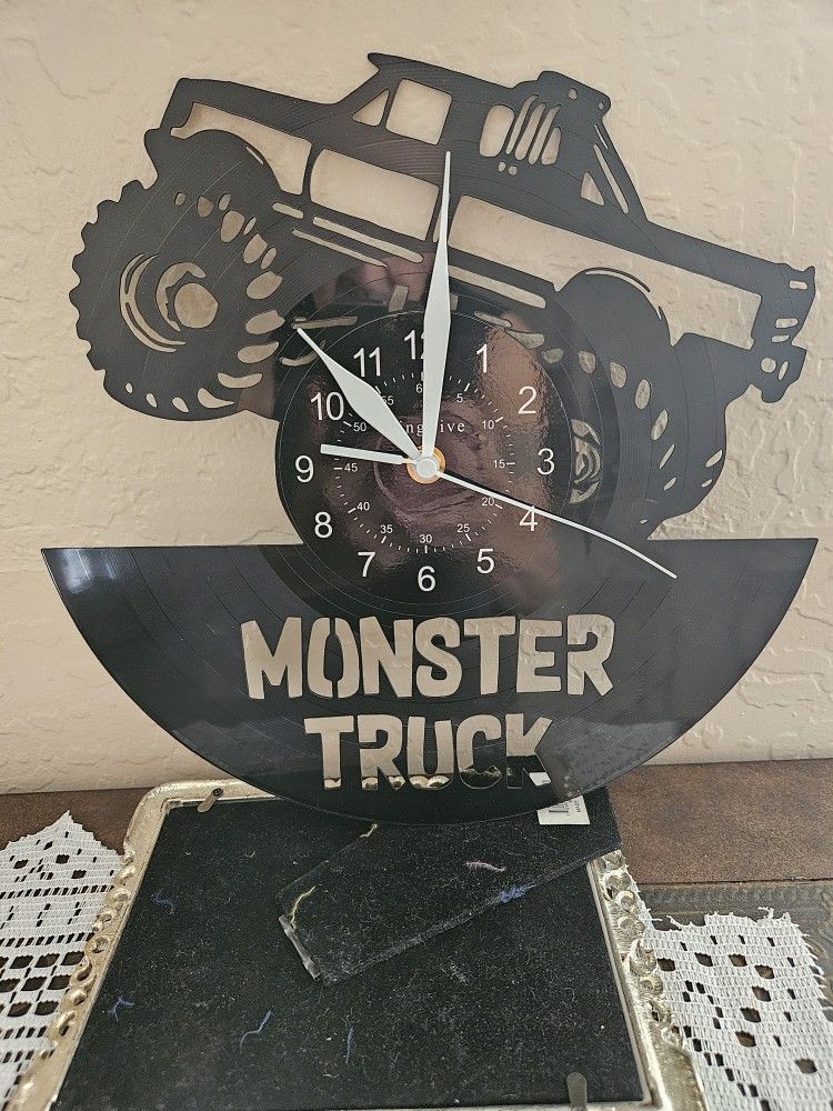 Clock 