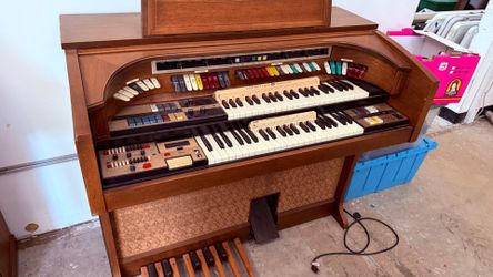 Free piano and organs working