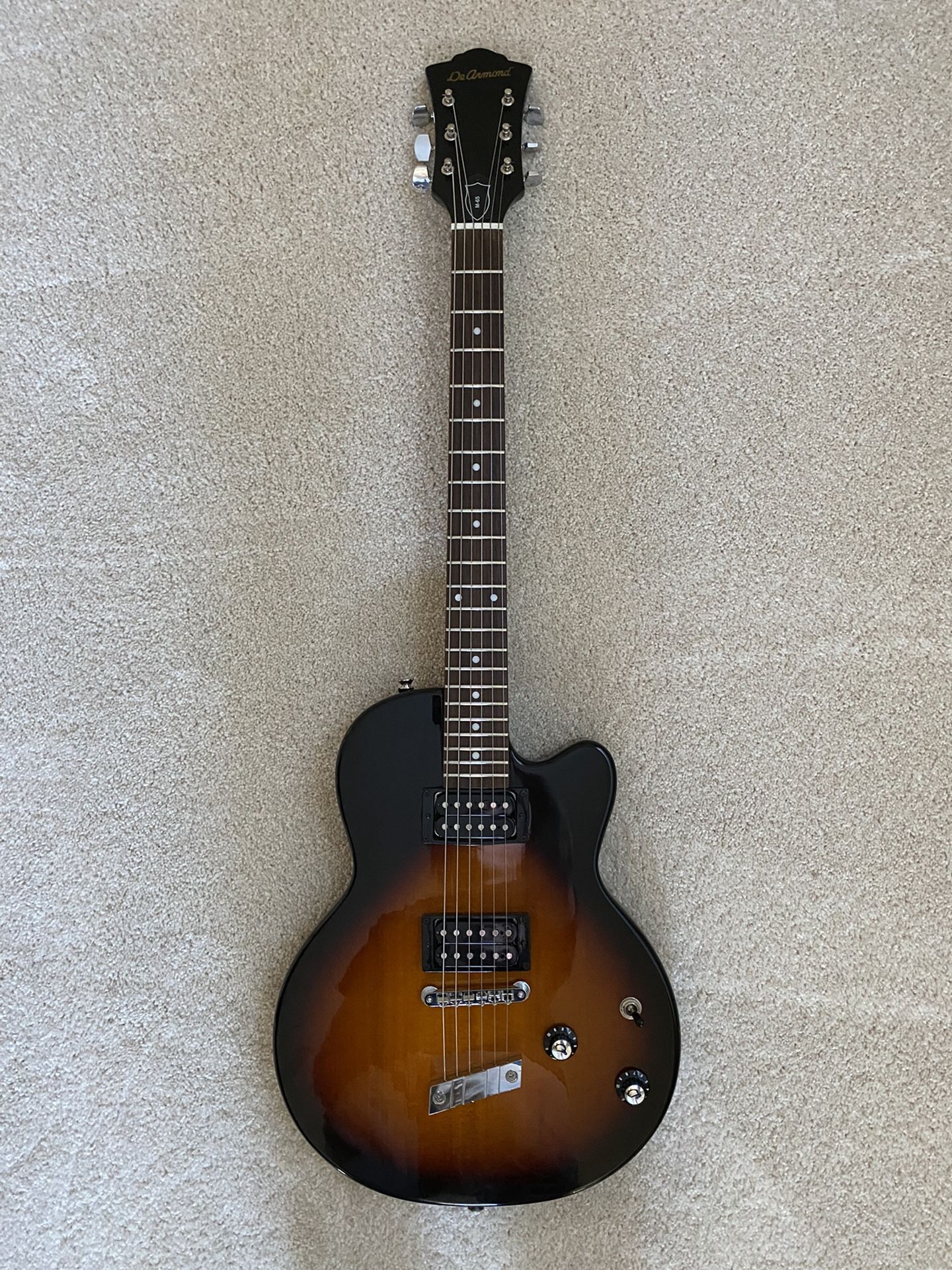 DeArmond M-65 Les Paul style Electric Guitar