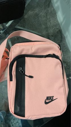 Nike Three pocket fanny pack