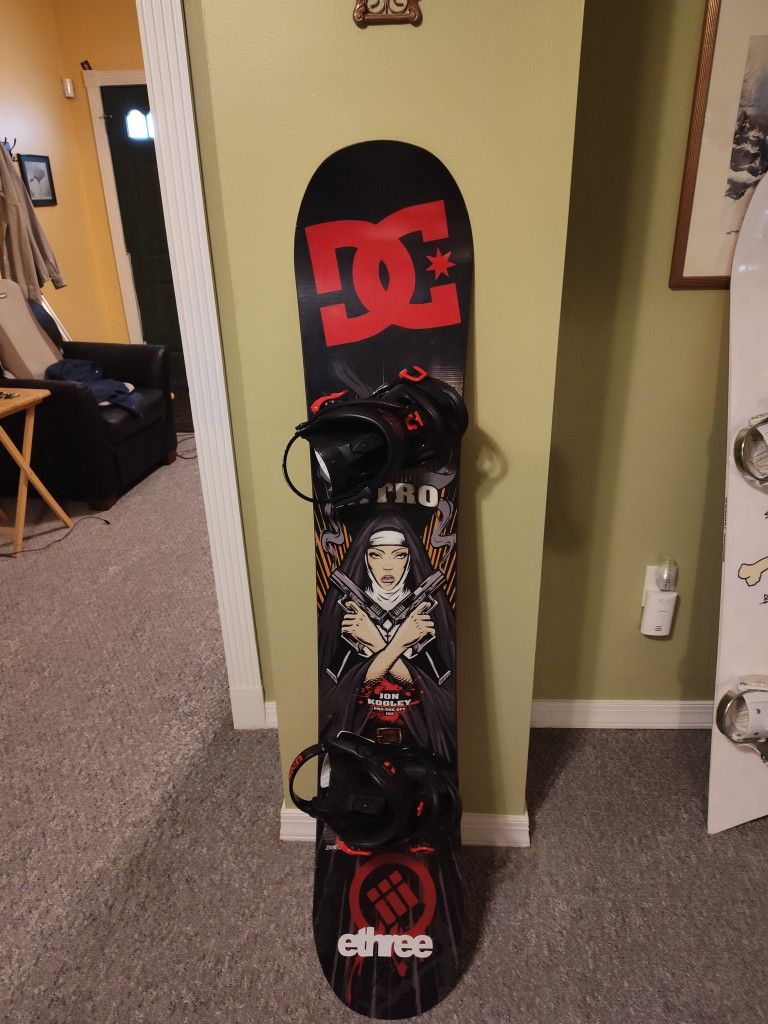 2014 Nitro T1 John Kooley Pro Model With Union Fleet Binding Size Medium