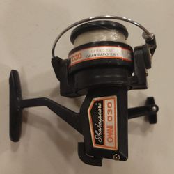 VINTAGE SHAKESPEARE 2002-030 SPINNING FISHING REEL