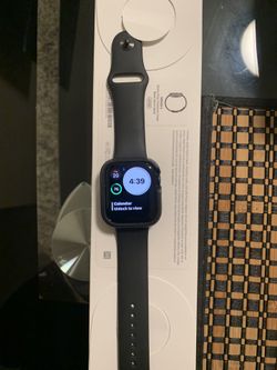 Like new Apple Watch series 5 44mm