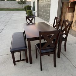 NEW Dining Table Set W/ Chairs and Bench