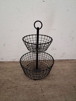 Big fruit basket Pickup 2-8:30 pm rainbow/charleston Pickup only read description