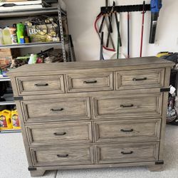 Complete 6-Piece Forge King Bedroom Set (Bed, Dresser, 2 Nightstands, 2 Lamps)