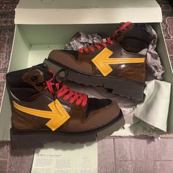 Off- white Mens Size 9 Suede Boots 