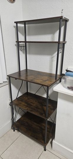 Multimueble para cosina o escritorio para computer