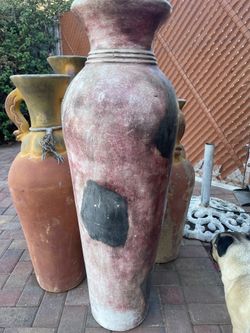 Decorative terra-cotta pots