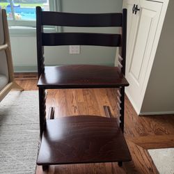 Stokke Tripp Trapp Luxury High Chair W/ All Attachments