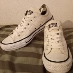 Converse Size 7