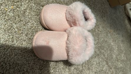 Girls boots size 6
