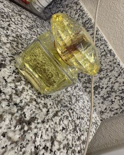 Versace perfume