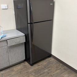 Refrigerator Frigidaire Gallery