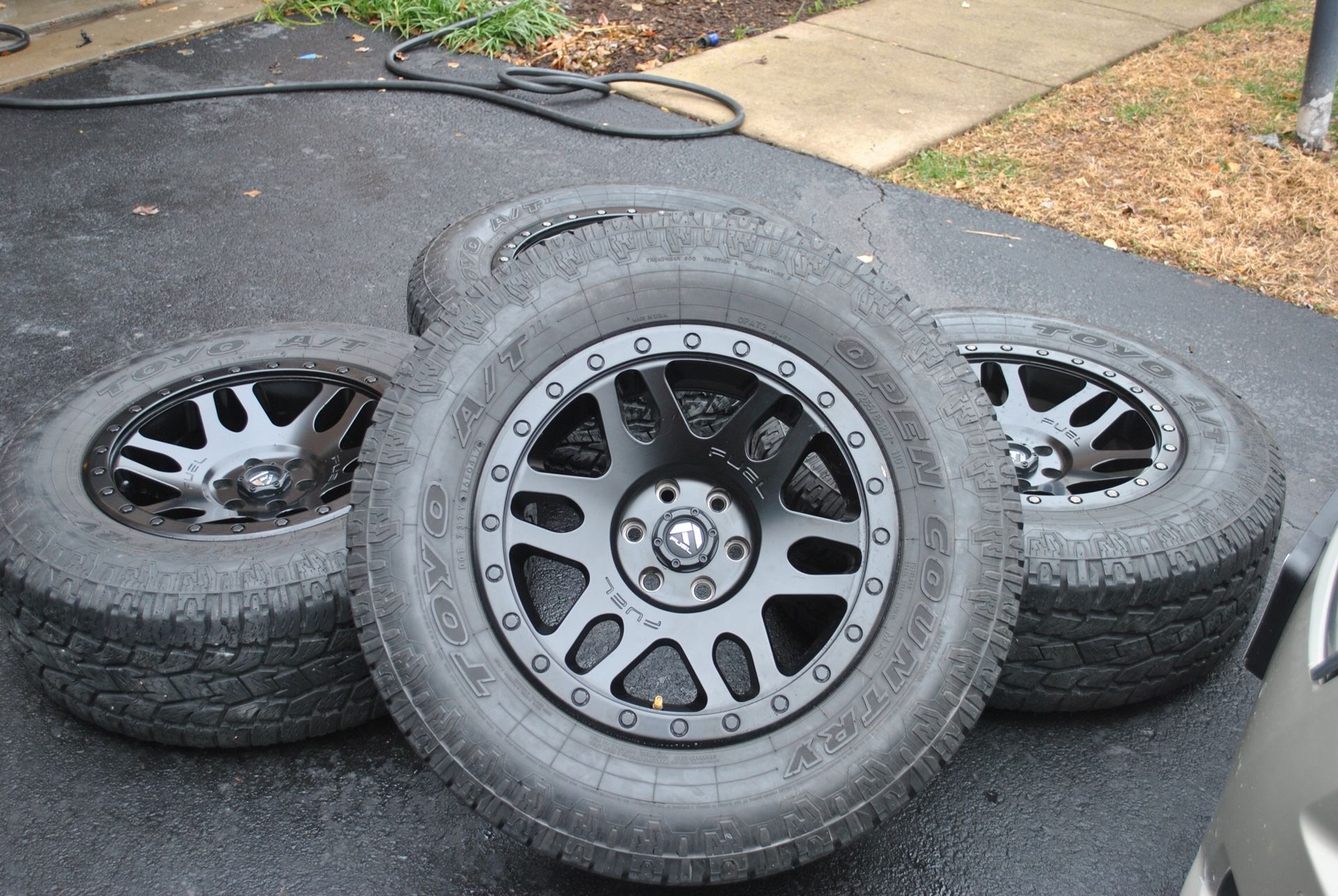 17" (6-lug) FUEL "Recoil" Wheels & Toyo All-Terrain Tires & TPMS