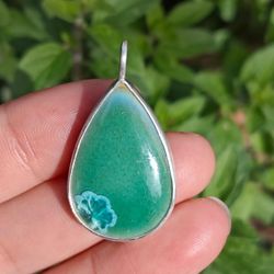 Sterling Silver Ceramic Pendant In Good Condition 