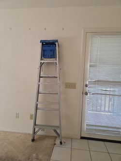 Step ladder