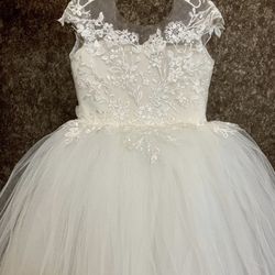 Flower Dress Ivory Size 6
