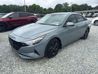 2022 Hyundai Elantra