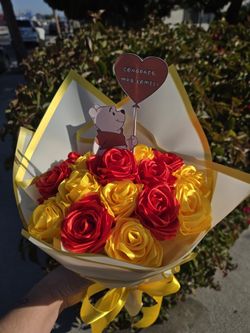 Winnie The Pooh Bear Eternal Roses Bouquet