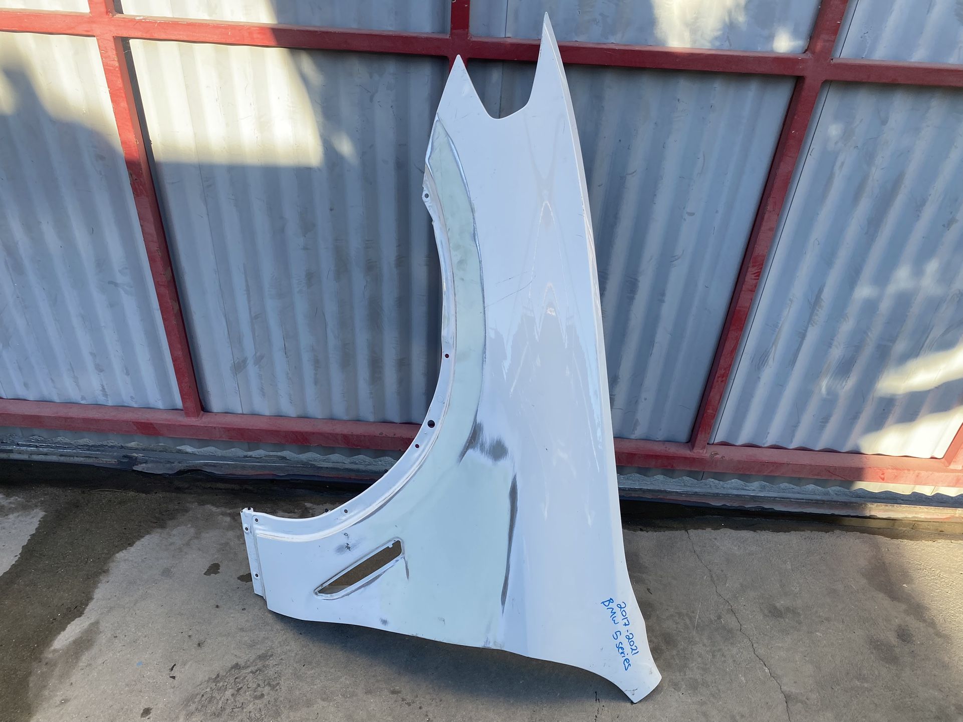 2017-2021 BMW 5 Series Left Fender 