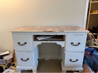 Vintage vanity