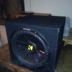 Kicker 12" And Amplifier 800wts!!
