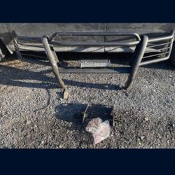 Jeep Grand Cherokee  Bundle  ( Need To Make Room In The Shed  $150 