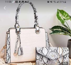 Snake Style Purse Comes With Matching Chain Wallet 