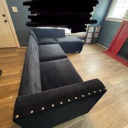 Sectional Couch 